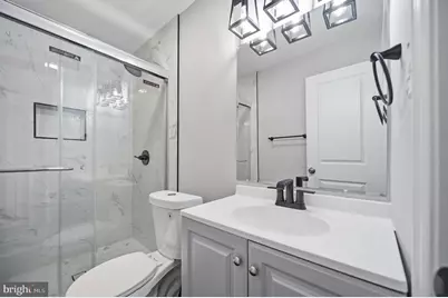 2139 S 15th Street, Philadelphia, PA 19145 - Photo 30