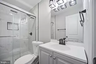 2139 S 15th St, Philadelphia, PA 19145 - Photo 30