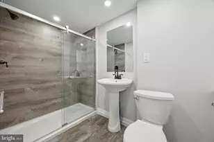 518 N 40th St, Philadelphia, PA 19104 - Photo 6