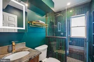 2021 Bainbridge St, Philadelphia, PA 19146 - Photo 28