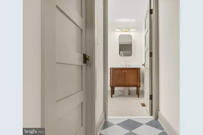 766 S 18th Street, Philadelphia, PA 19146 - Photo 22