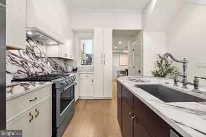 766 S 18th Street, Philadelphia, PA 19146 - Photo 18