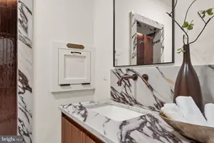 766 S 18th St, Philadelphia, PA 19146 - Photo 38