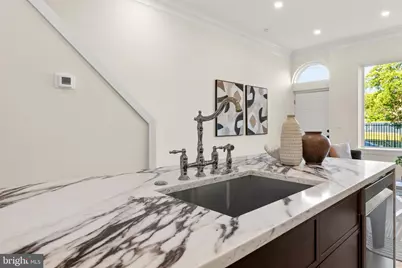 766 S 18th Street, Philadelphia, PA 19146 - Photo 16