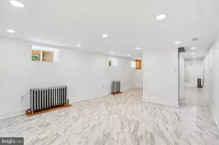 149 W Sharpnack St, Philadelphia, PA 19119 - Photo 30