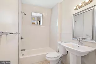 149 W Sharpnack St, Philadelphia, PA 19119 - Photo 18