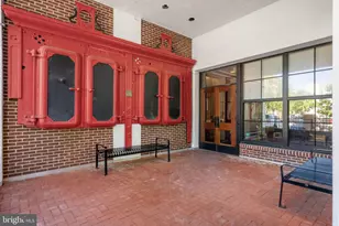 315 New St, Philadelphia, PA 19106 - Photo 6