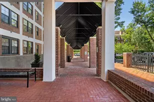 315 New St, Philadelphia, PA 19106 - Photo 4