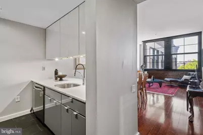 315 New Street #618, Philadelphia, PA 19106 - Photo 12