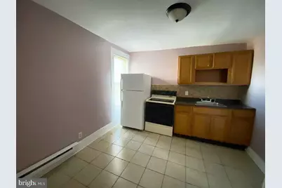 1833 W Rockland Street #2ND FL, Philadelphia, PA 19141 - Photo 2