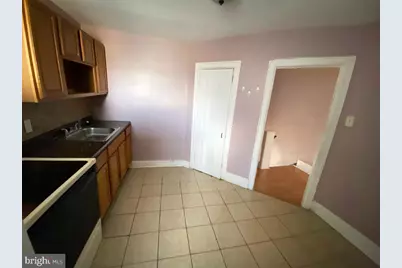 1833 W Rockland Street #2ND FL, Philadelphia, PA 19141 - Photo 10