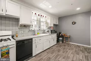 1313 Friendship St, Philadelphia, PA 19111 - Photo 10