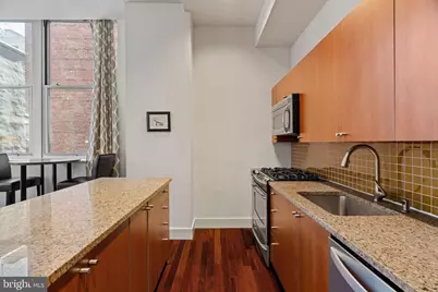 1101 Locust Street #2K, Philadelphia, PA 19107 - Photo 4