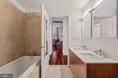 1101 Locust Street #2K, Philadelphia, PA 19107 - Photo 18
