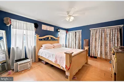 5415 SE Hawthorne Street, Philadelphia, PA 19124 - Photo 6