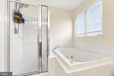 8217 Rose Petal Drive, Philadelphia, PA 19111 - Photo 14