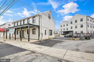 7037 Ridge Ave, Philadelphia, PA 19128 - Photo 10