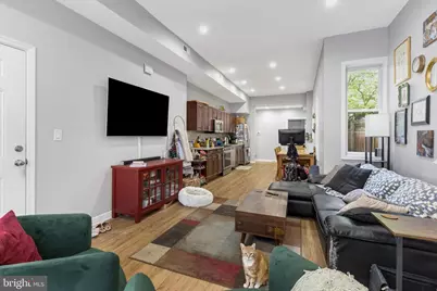 1209 E Susquehanna Avenue #1, Philadelphia, PA 19125 - Photo 4