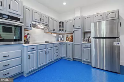 121 E Pleasant Street, Philadelphia, PA 19119 - Photo 10
