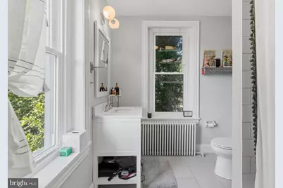 121 E Pleasant Street, Philadelphia, PA 19119 - Photo 16
