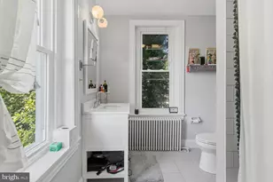 121 E Pleasant St, Philadelphia, PA 19119 - Photo 16