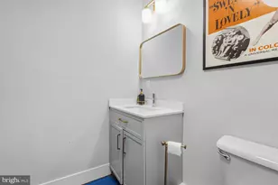 121 E Pleasant St, Philadelphia, PA 19119 - Photo 12