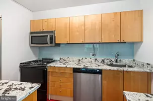 604 S Washington Square, Philadelphia, PA 19106 - Photo 6