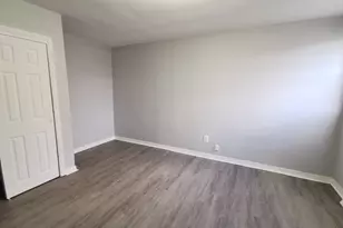 1864 Glendale Ave, Philadelphia, PA 19111 - Photo 8
