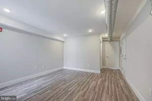 1070 N Front St, Philadelphia, PA 19123 - Photo 6