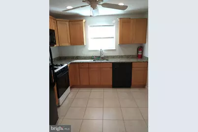 1529 W Porter Street #2, Philadelphia, PA 19145 - Photo 6