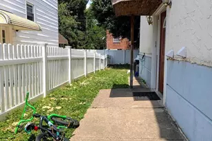 10606 Evans St, Philadelphia, PA 19116 - Photo 2