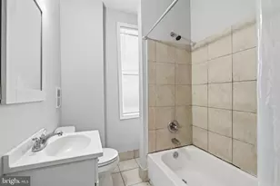 2343 Watkins St, Philadelphia, PA 19145 - Photo 12