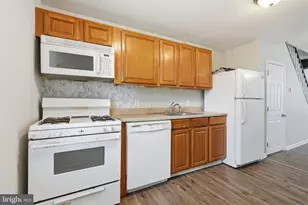 2343 Watkins St, Philadelphia, PA 19145 - Photo 10