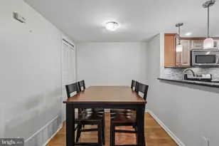 20102 Delaire Landing Rd, Philadelphia, PA 19114 - Photo 12