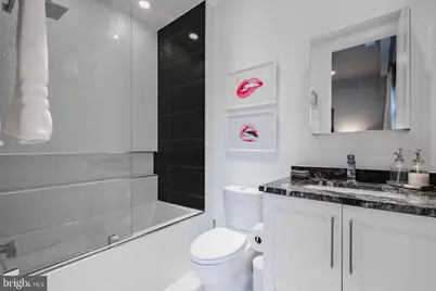 209 S 22nd Street, Philadelphia, PA 19103 - Photo 46