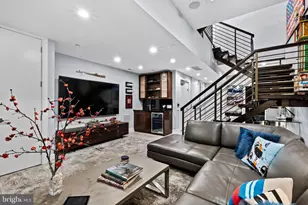 209 S 22nd St, Philadelphia, PA 19103 - Photo 14