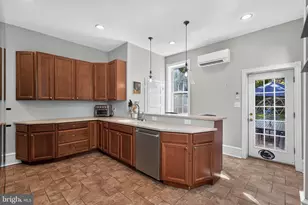 221 E Mt Pleasant Ave, Philadelphia, PA 19119 - Photo 14