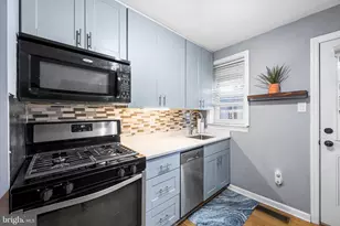 1855 Sepviva St, Philadelphia, PA 19125 - Photo 6