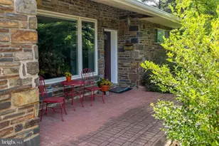331 Crest Park Rd, Philadelphia, PA 19119 - Photo 2