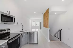1032 W Orleans St, Philadelphia, PA 19133 - Photo 8