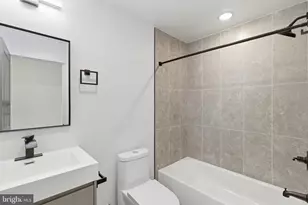 1032 W Orleans St, Philadelphia, PA 19133 - Photo 20