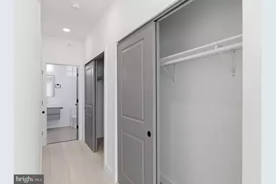 1032 W Orleans Street, Philadelphia, PA 19133 - Photo 16