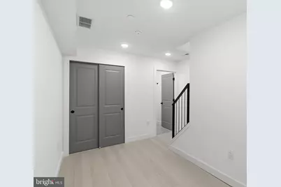1032 W Orleans Street, Philadelphia, PA 19133 - Photo 10