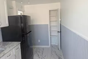 1327 E Weaver St, Philadelphia, PA 19150 - Photo 4