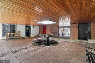 812 Lombard St, Philadelphia, PA 19147 - Photo 36