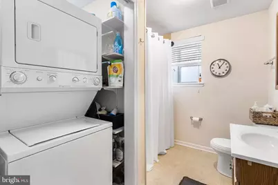 2520 S Iseminger Street, Philadelphia, PA 19148 - Photo 10