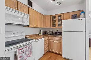 1420 Locust St, Philadelphia, PA 19102 - Photo 6