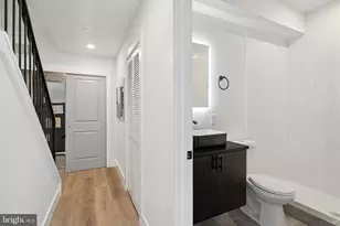 156 W Cumberland St, Philadelphia, PA 19133 - Photo 34