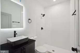156 W Cumberland St, Philadelphia, PA 19133 - Photo 24