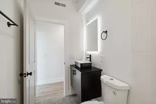 156 W Cumberland St, Philadelphia, PA 19133 - Photo 36